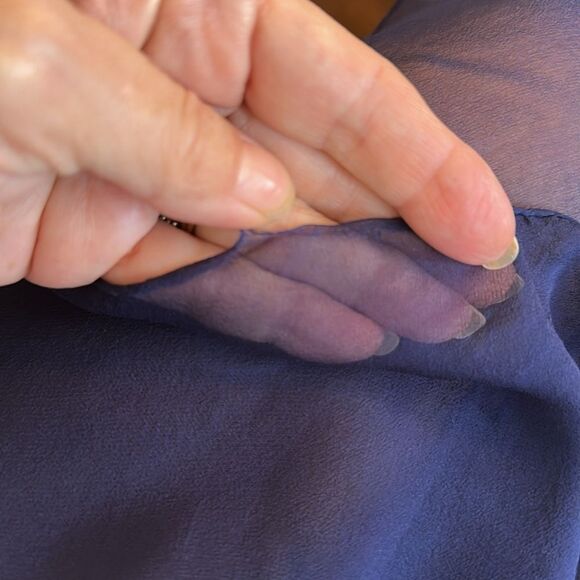 Vintage navy blue semi sheer chiffon polyester square scarf - Picture 4 of 4